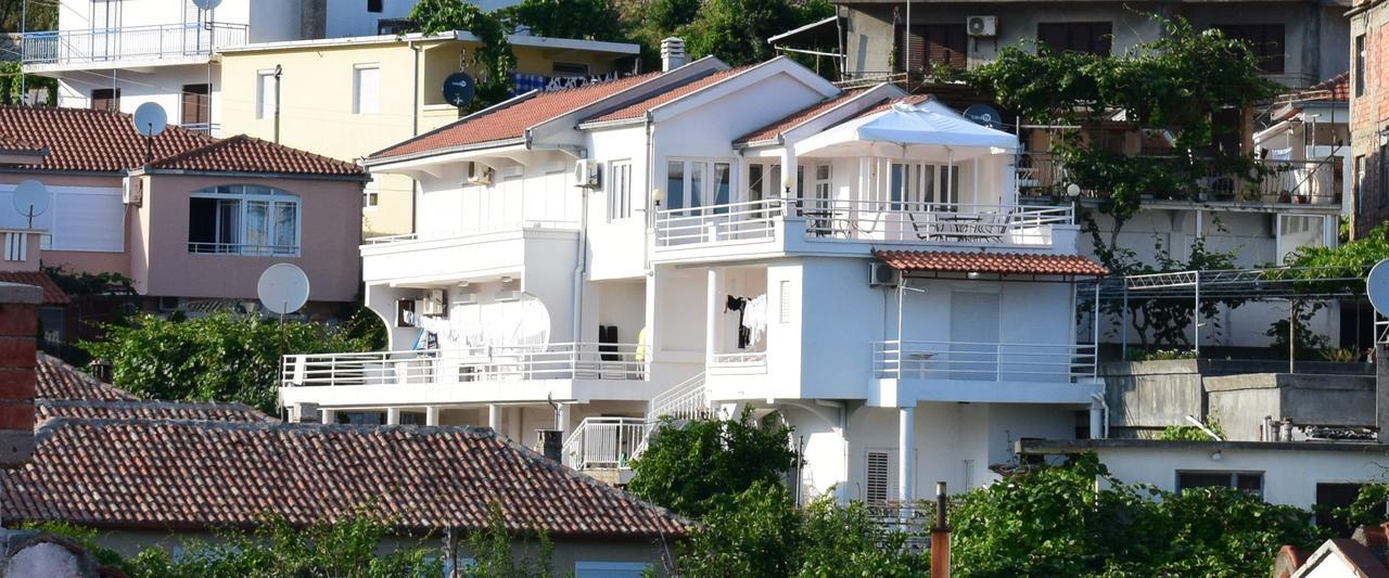 Villa Guci Улцин Екстериор снимка
